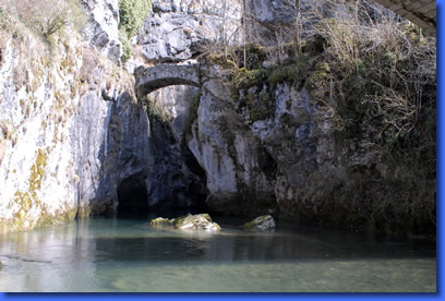 Guiers Vif et pont Romain